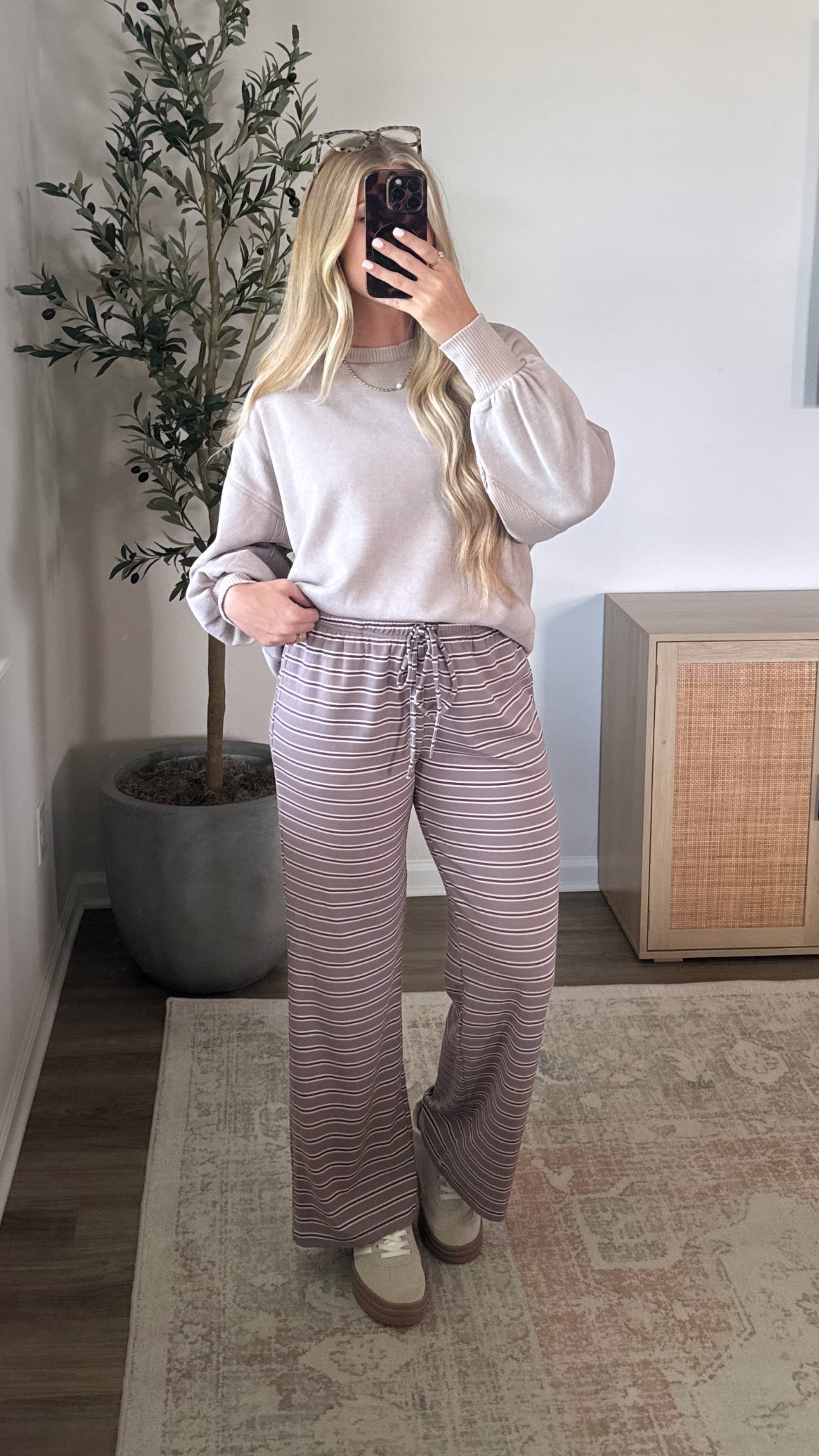 Mid Waisted Striped Pants / Mauve + Brown
