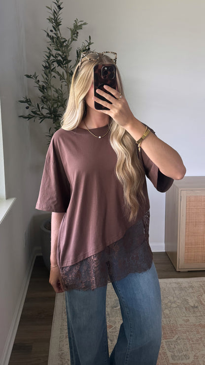 Lace T-Shirt / Brown
