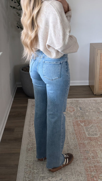 Callie Straight Leg Denim / Light Wash