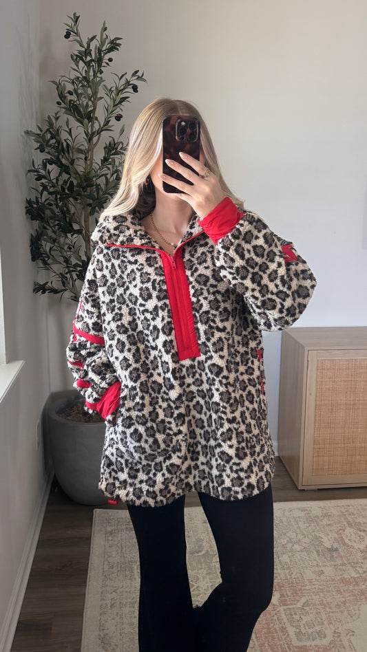 Leopard Contrast Sherpa / Red