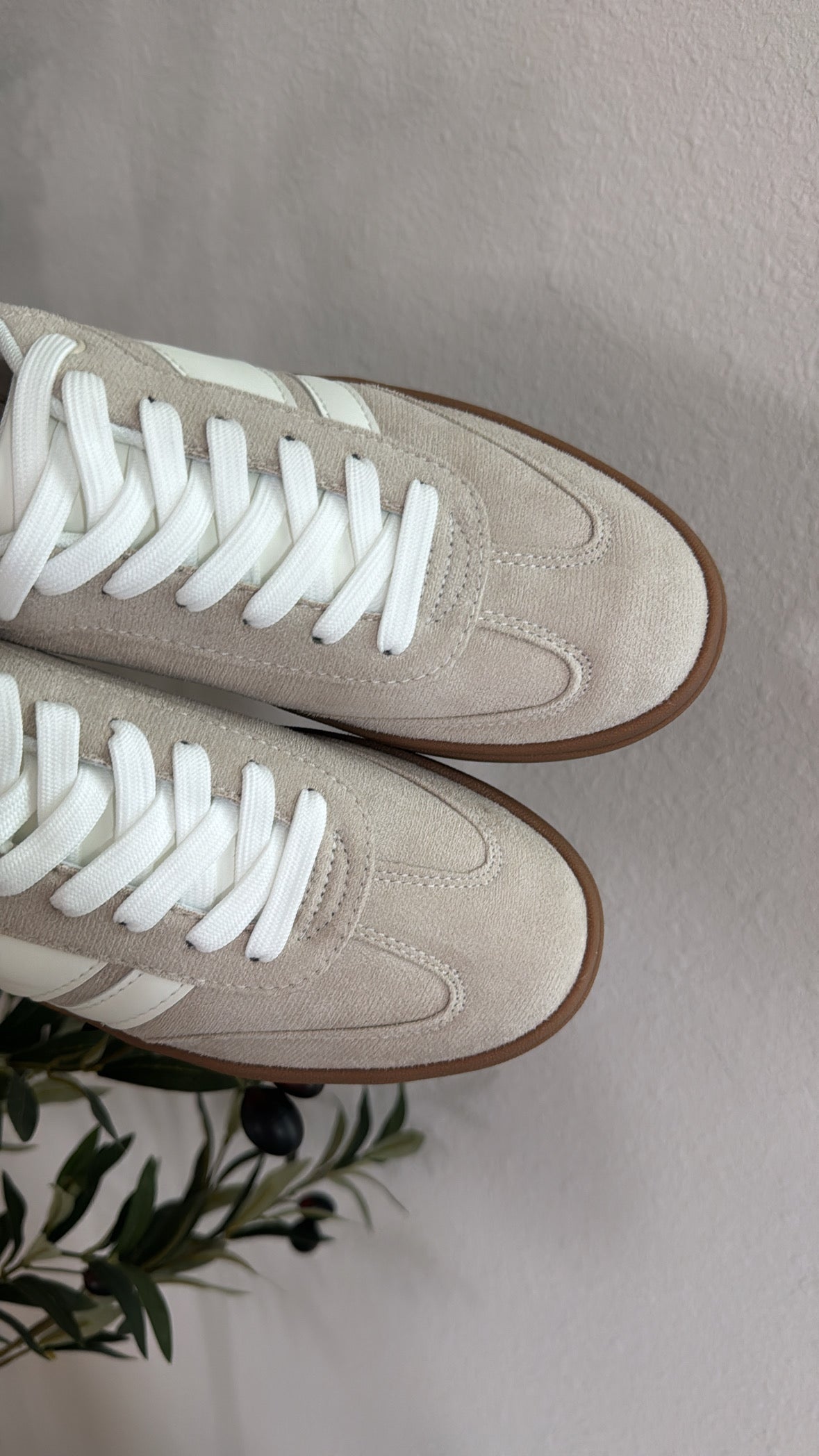 Platform Sneakers / Beige