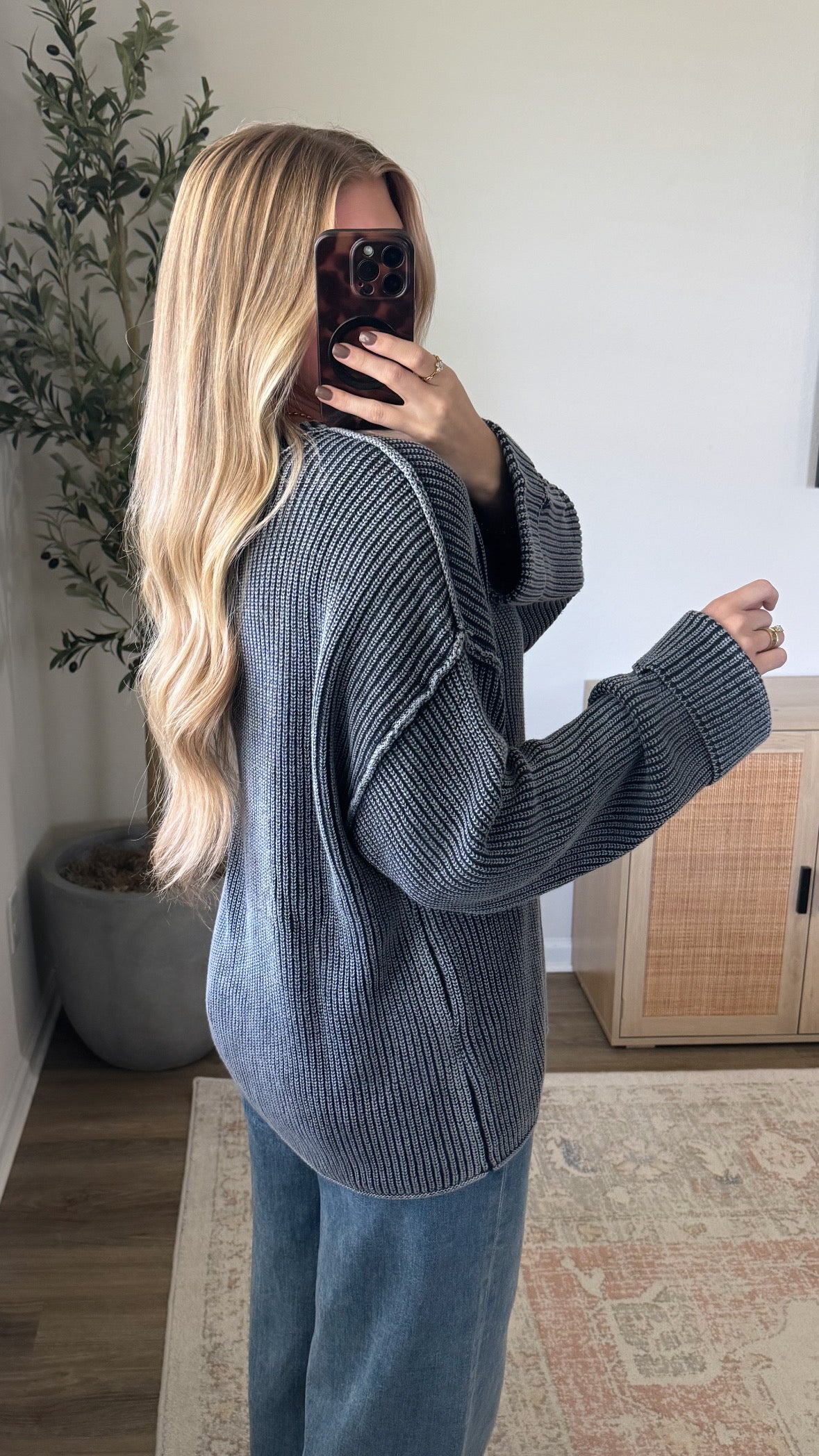 Vintage Cuffed Sweater / Navy