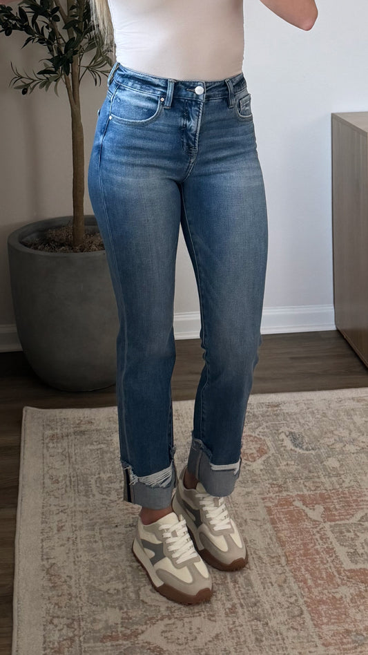 Lia Cuffed Denim / Medium Wash