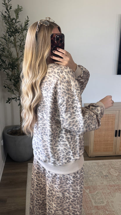 Leopard Crewneck Sweatshirt