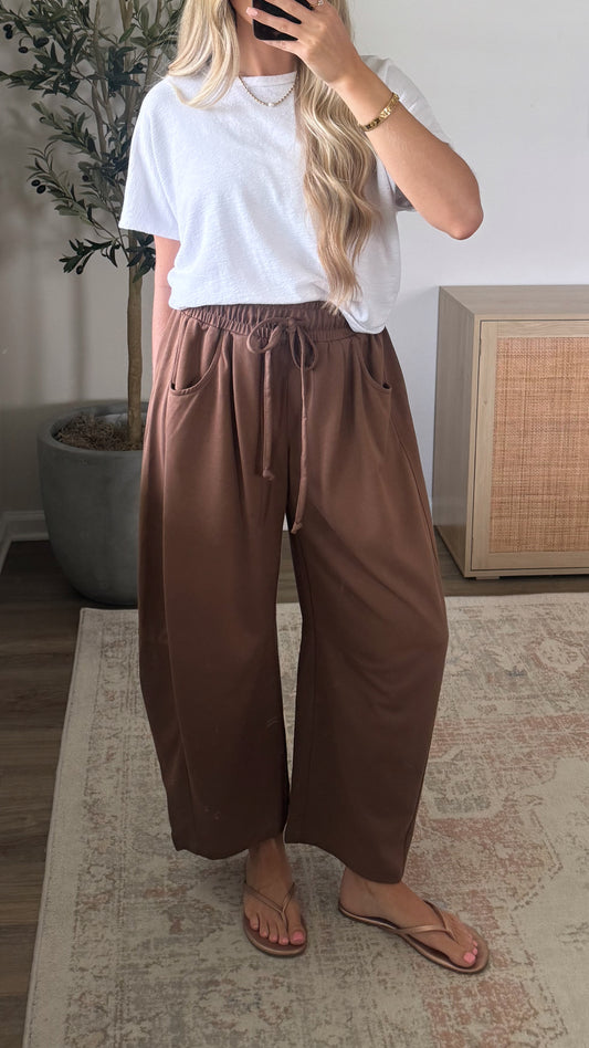 Oversized Barrel Sweats / Dark Brown
