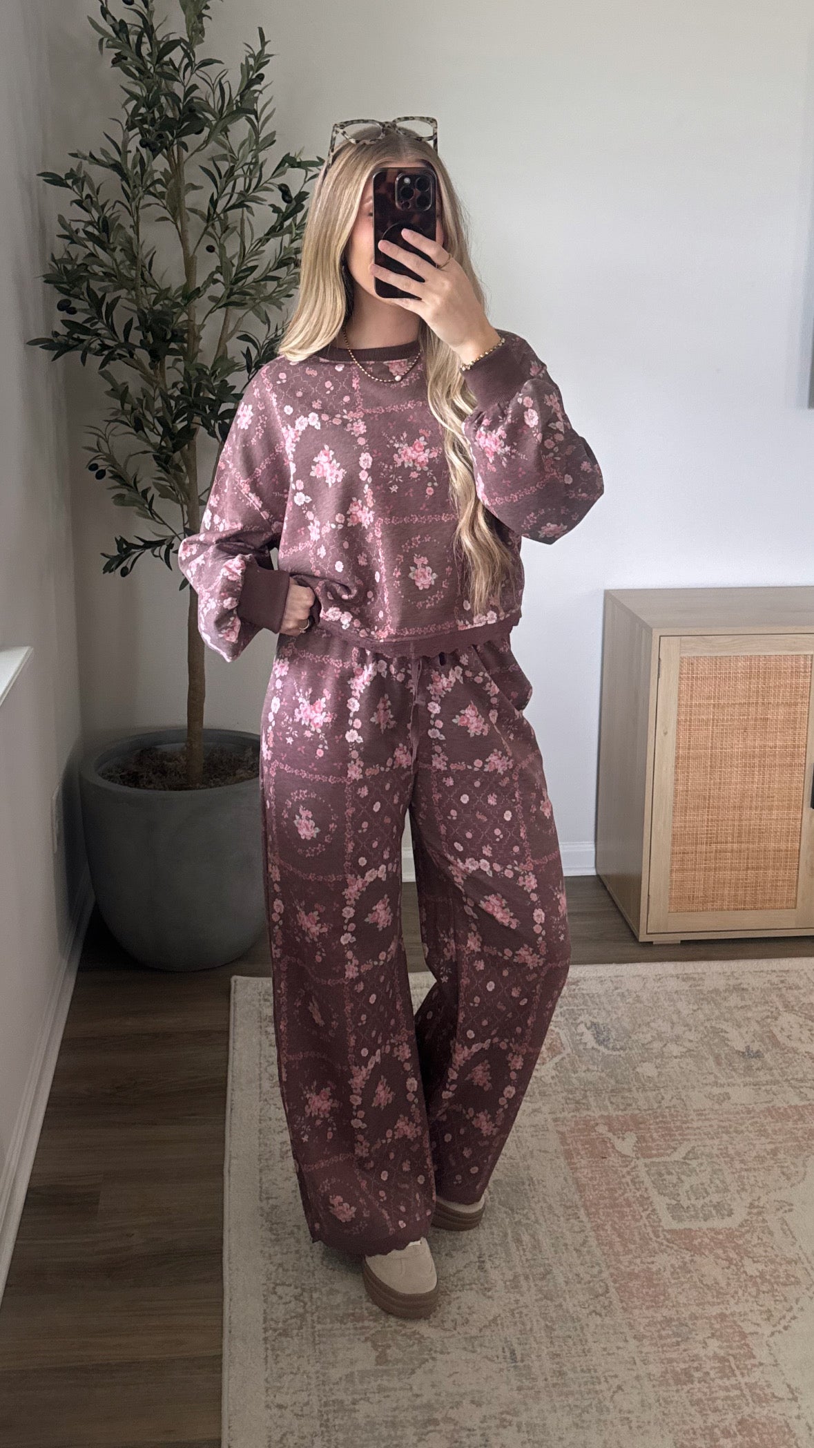 Floral Sweat Set / Brown + Pink