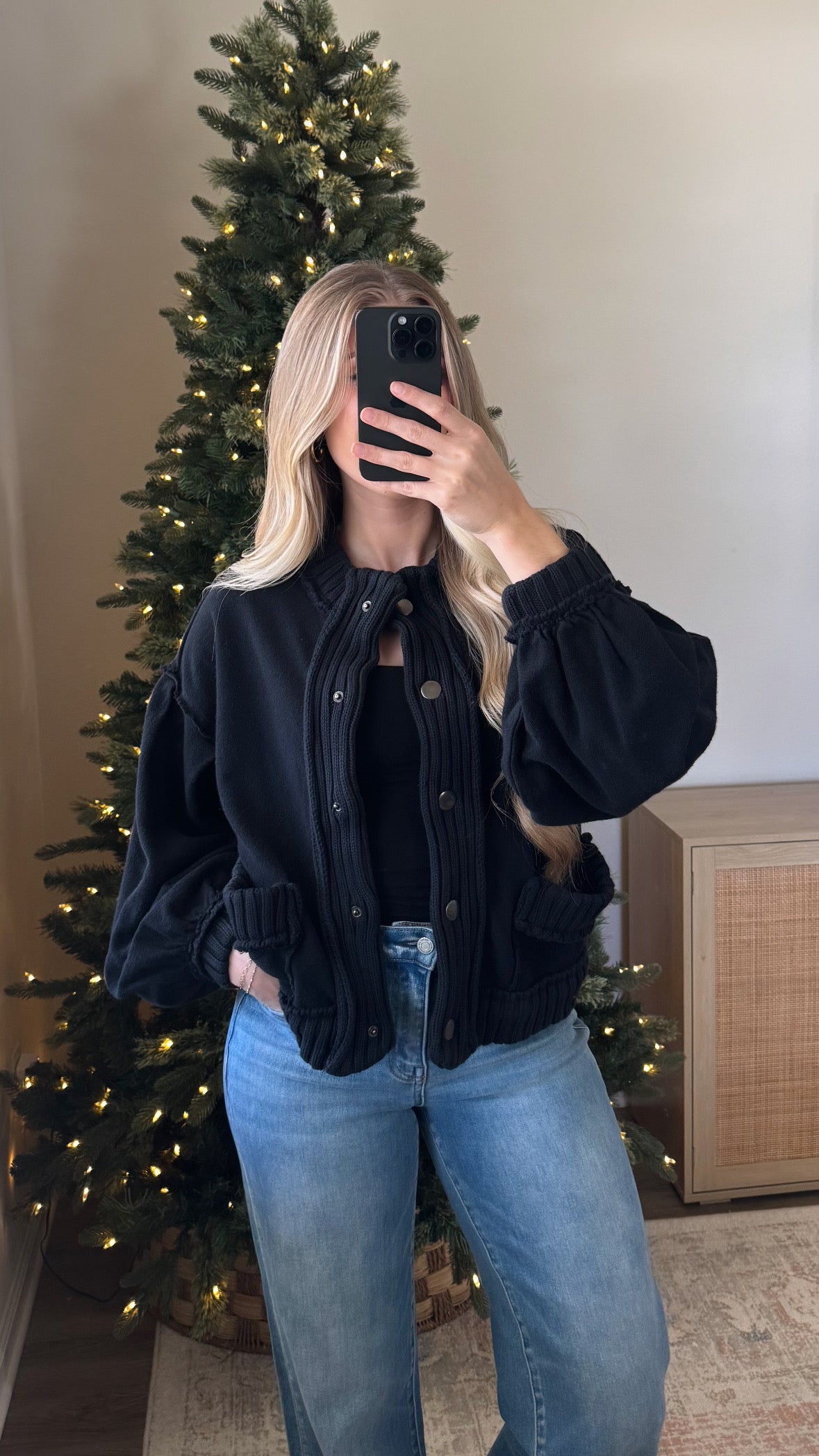 Ella Button Down Cardigan / Black