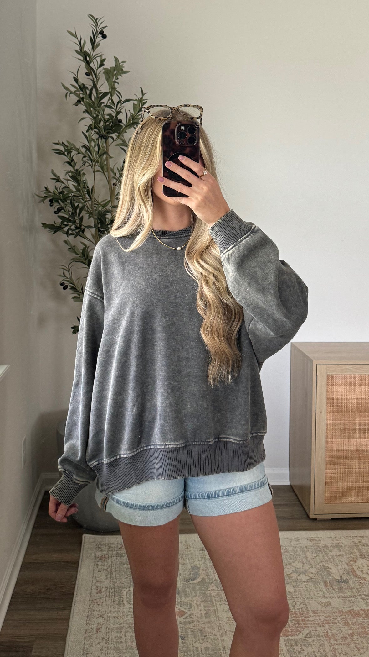 Cozy Fleece Pullover / Charcoal
