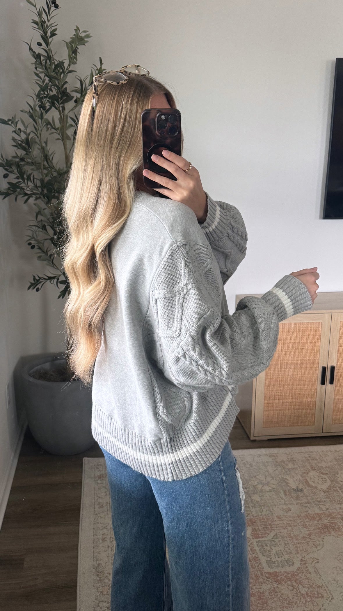 PREORDER (estimated to ship 9/16) Cable Knit Sweatshirt / Light Grey