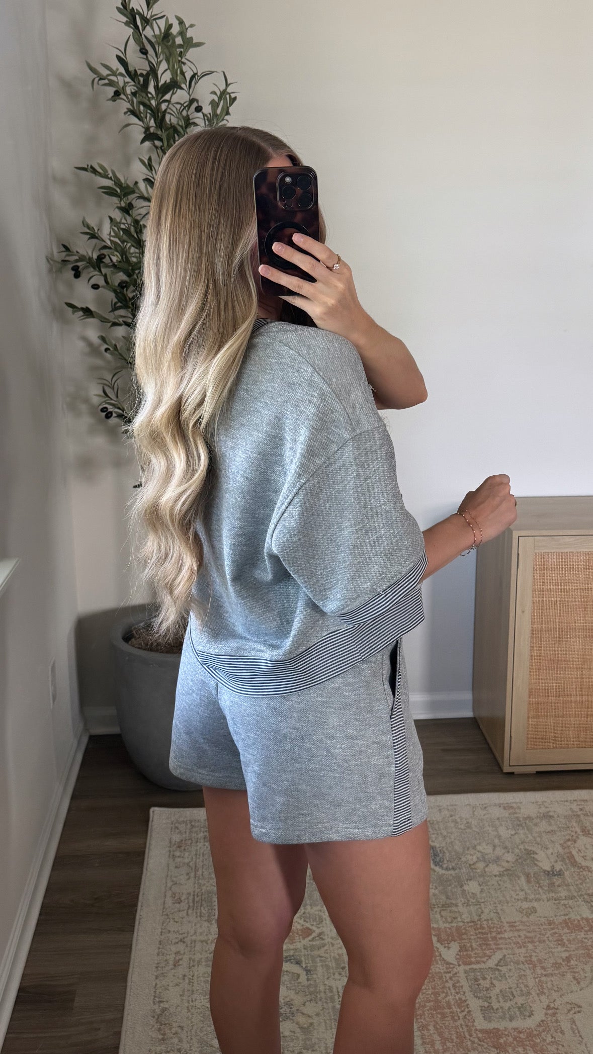 Sunday Stroll Shorts Set / Grey