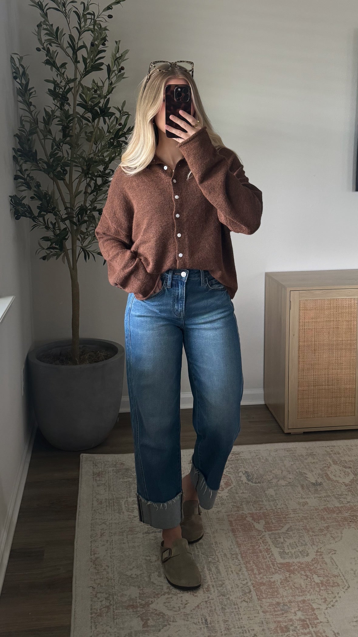 Button Up Cardigan / Brown