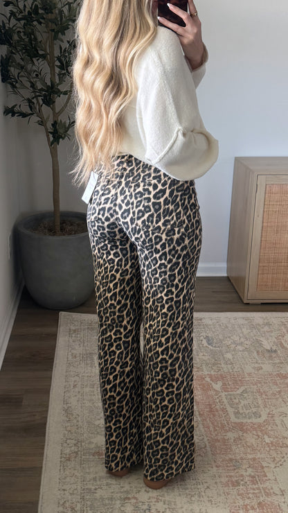High Rise Leopard Jeans