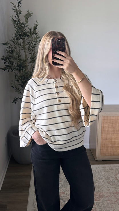 Wide Sleeve Henley / Cream