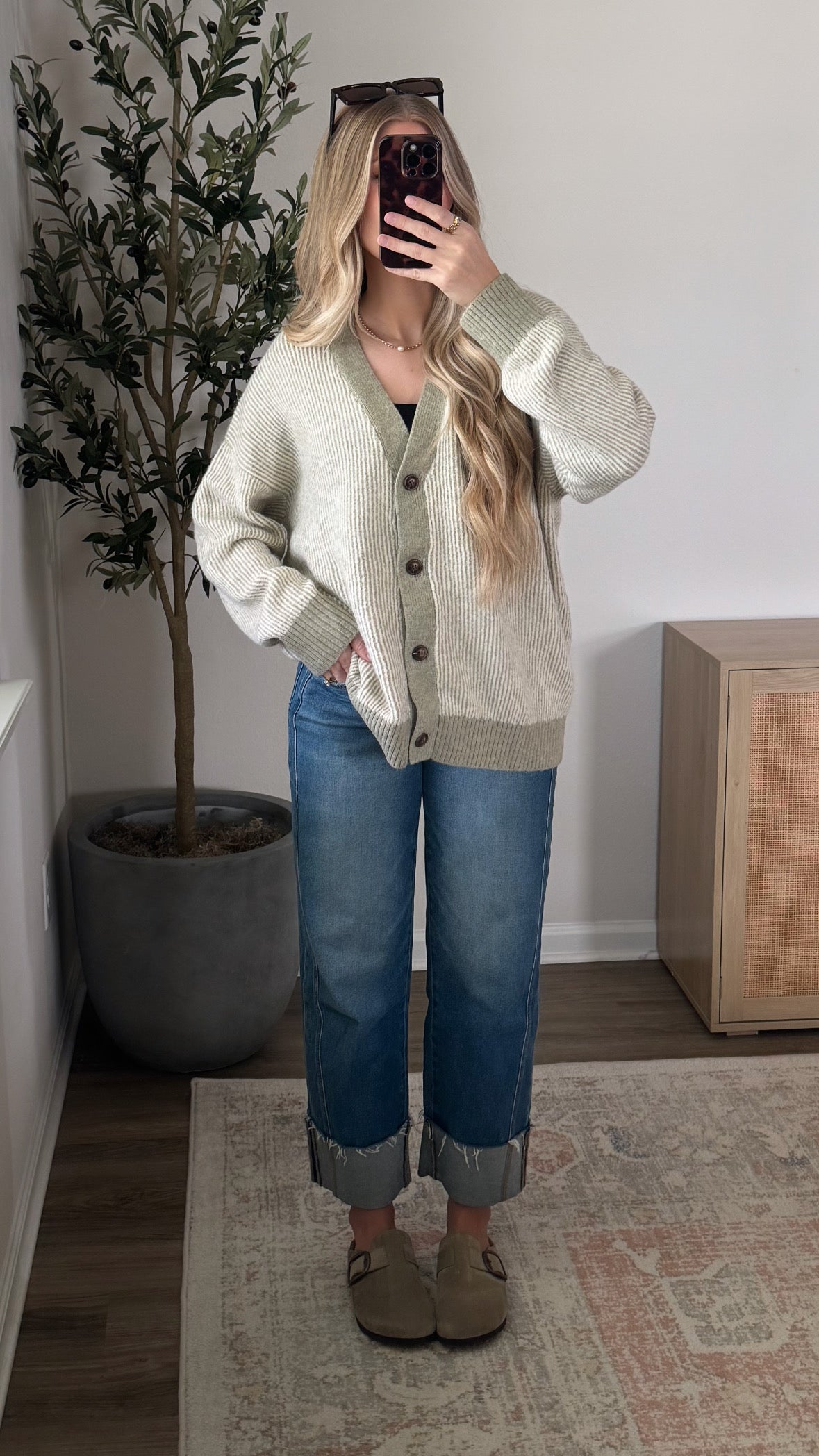 Lydia Oversized Cardigan / Sage Green