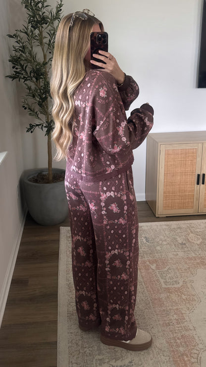 Floral Sweat Set / Brown + Pink