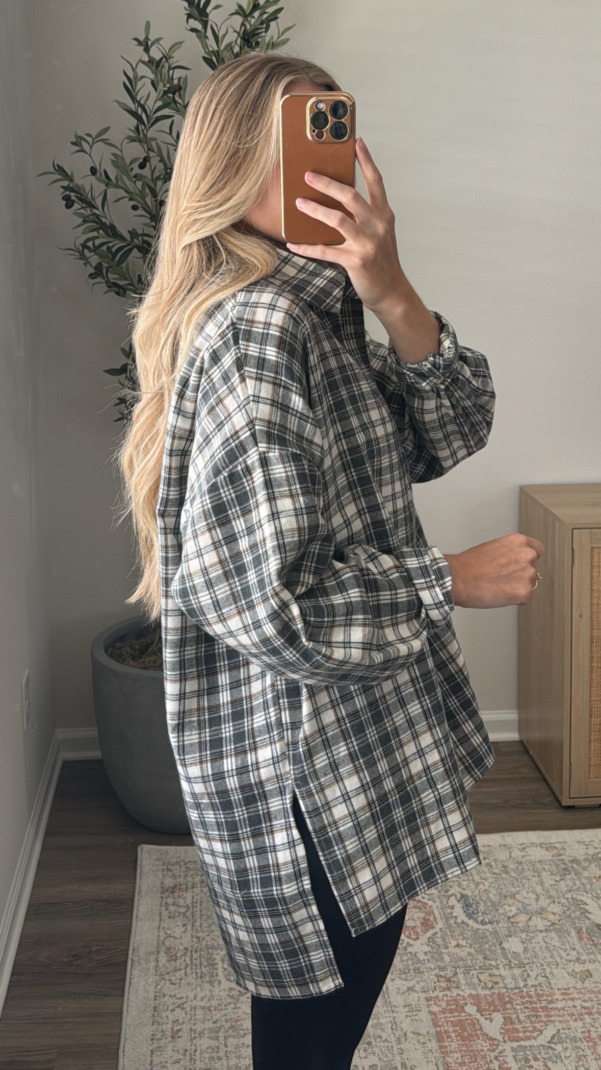 Collared Plaid Pullover