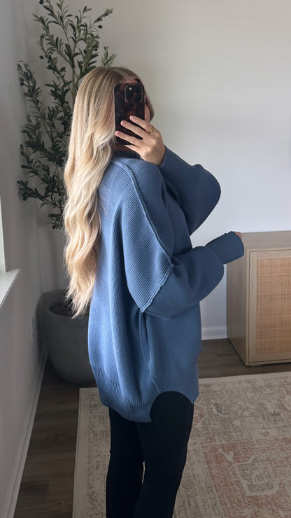 Oversized Essential Knit / Dusty Blue