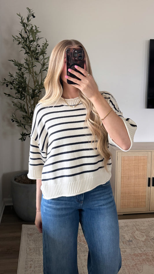 Harbor Striped Short Sleeve Sweater / Navy