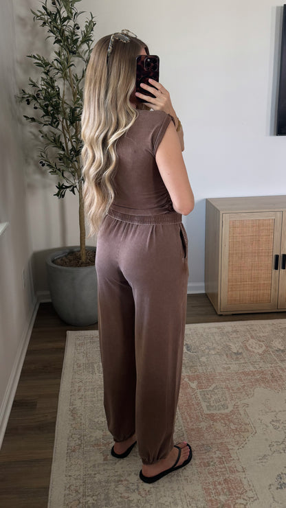 Off-Duty Jogger Set / Chocolate