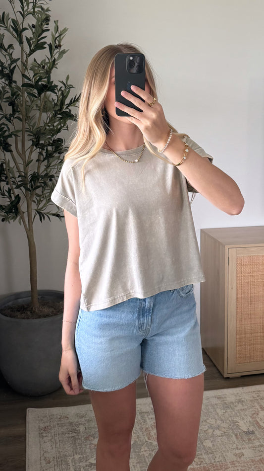 4 Colors / June Cuffed Tee