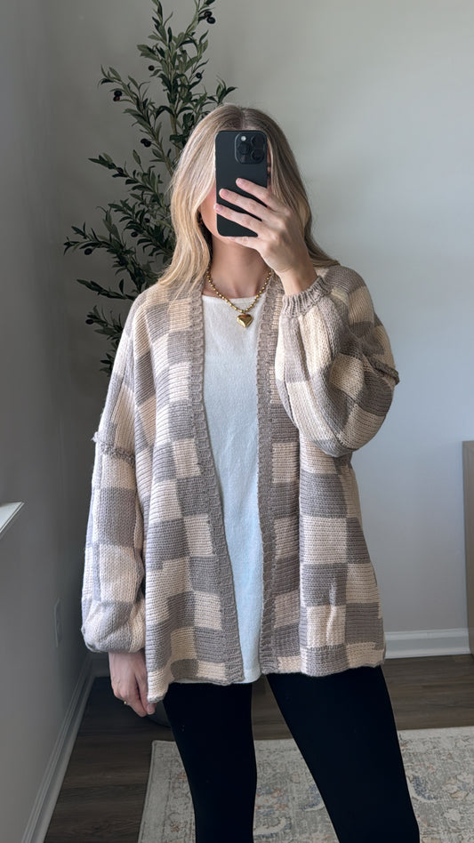 Checkered Cardigan / Taupe + Tan