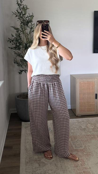 Smocked Wide Leg Gingham Pants / Brown