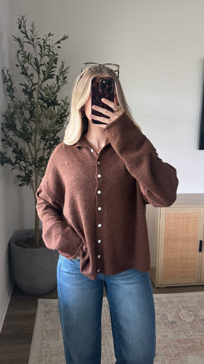 Button Up Cardigan / Brown
