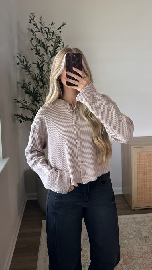 Waffle Cropped Cardigan / Light Taupe