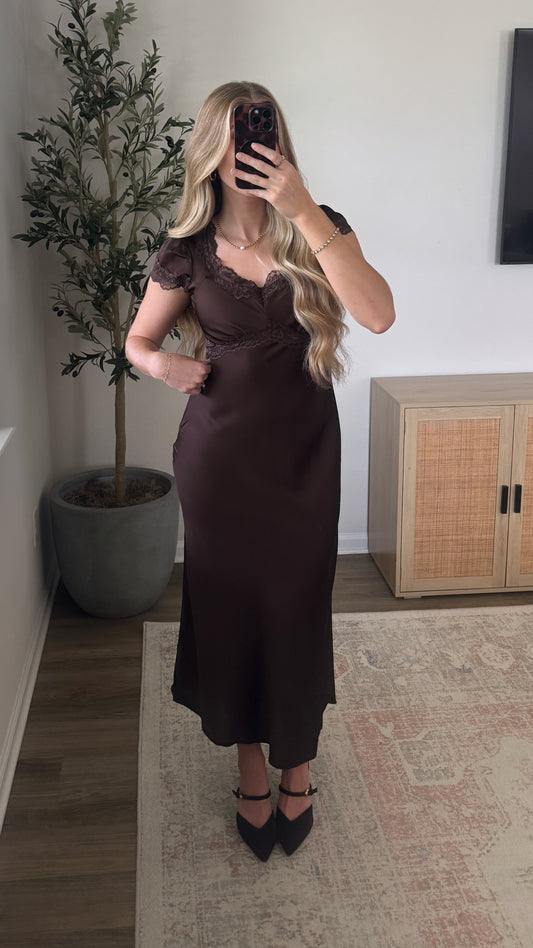 Satin Lace Midi Dress / Brown