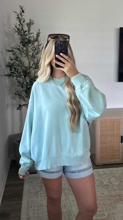 Cozy Fleece Pullover / Ice Blue
