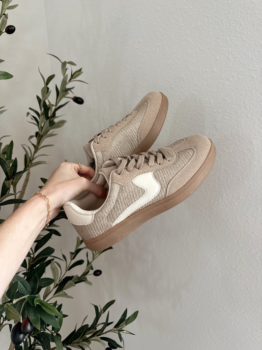 Raffia Sneakers / Tan