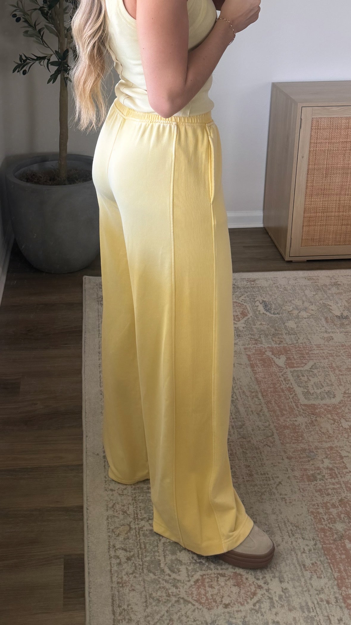 Wide Leg Sweatpants / Yellow