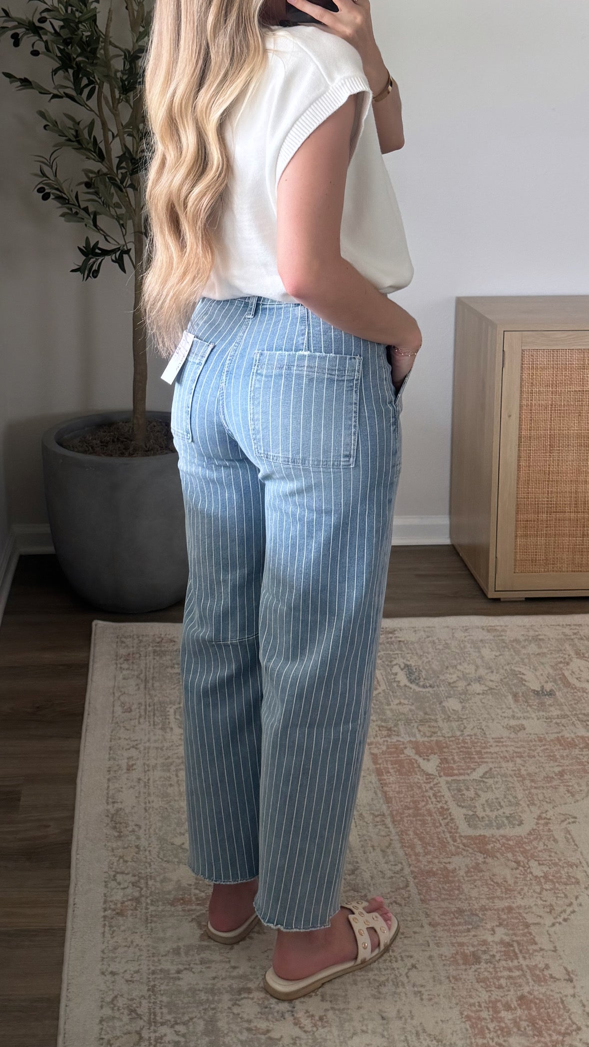 Pinstripe Comfort Denim / Lightwash