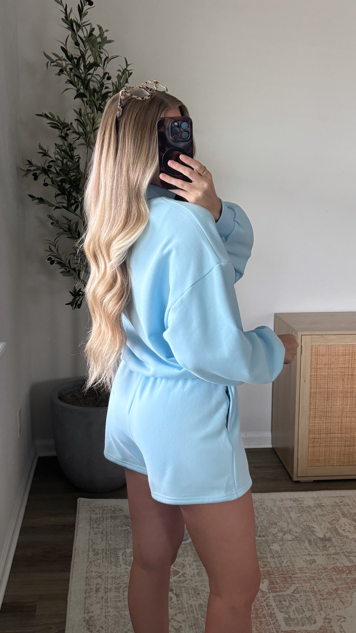 Mock Neck Shorts Set / Pastel Blue
