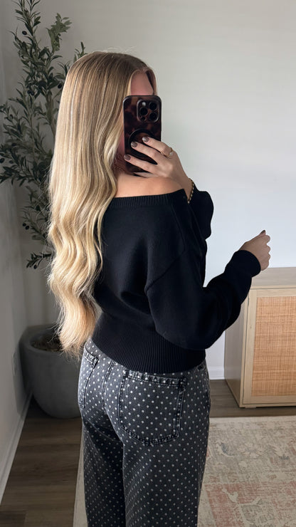 Off Shoulder Knit Top / Black