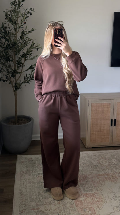 Carly Fleece Sweatpants Set / Dark Brown