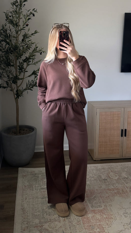 Carly Fleece Sweatpants Set / Dark Brown