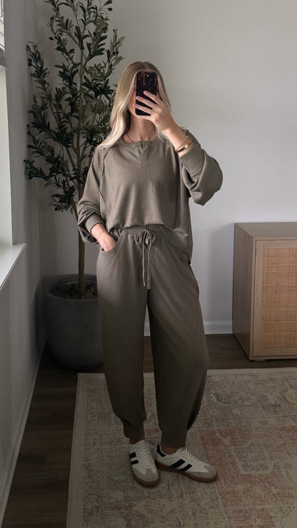 Waffle Jogger Set / Olive