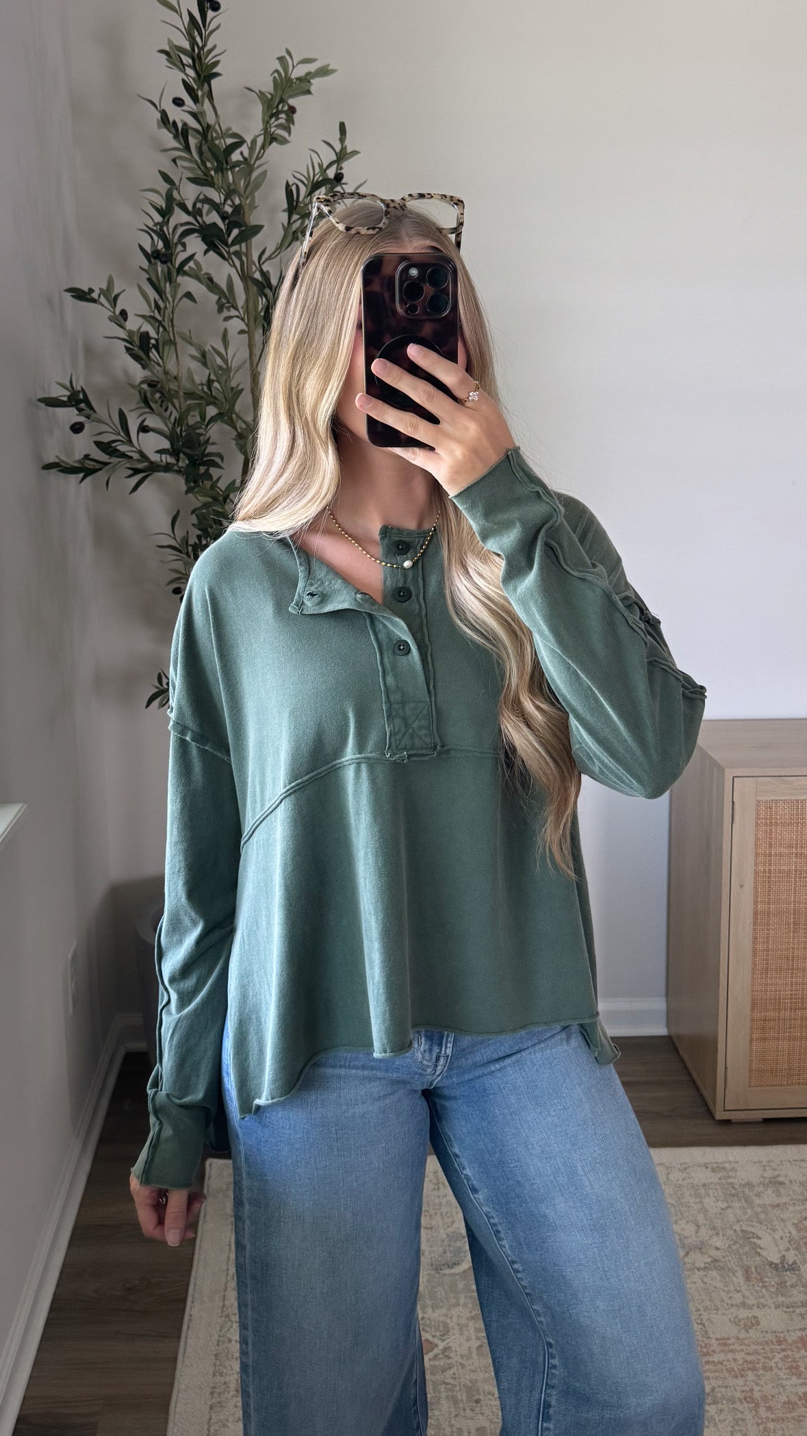 Maya Cotton Henley / Dark Green