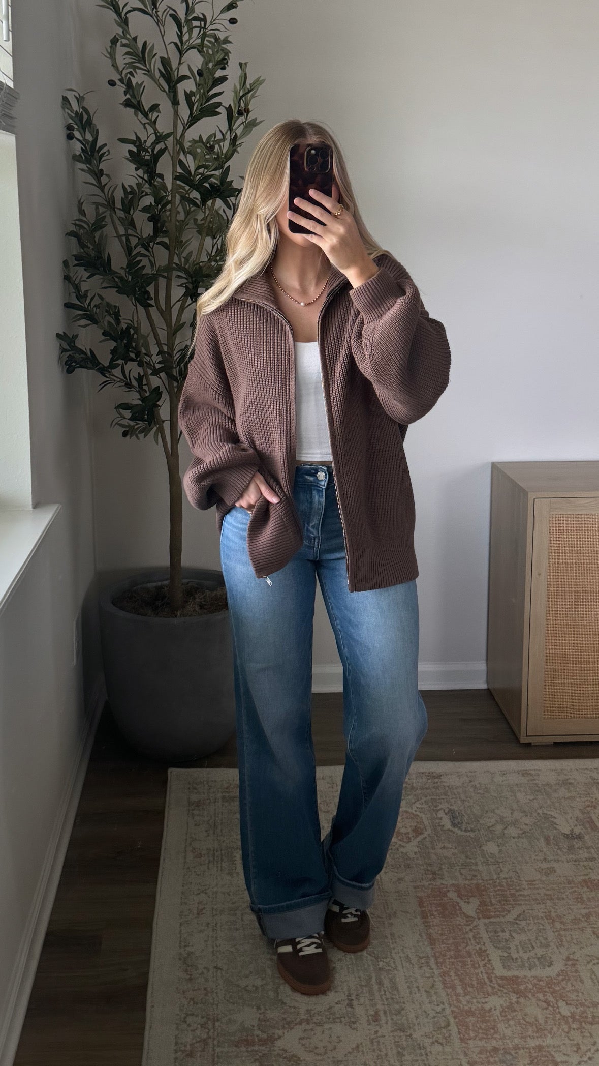 Zip-Up Knit Jacket / Brown