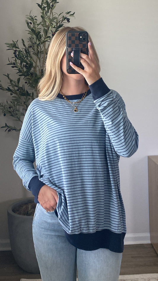 Lightweight Striped Pullover / Navy