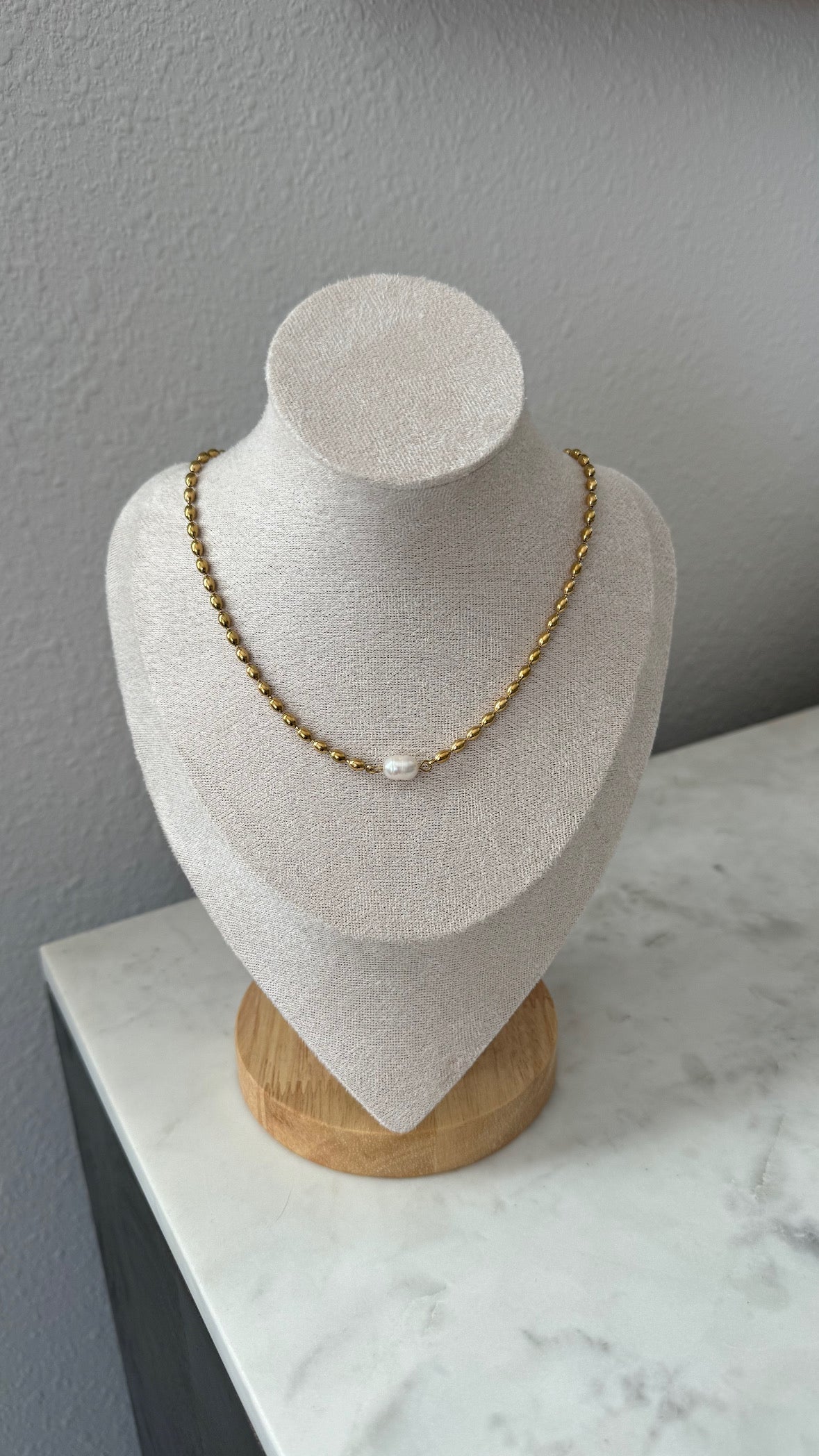 Dainty Pearl Necklace