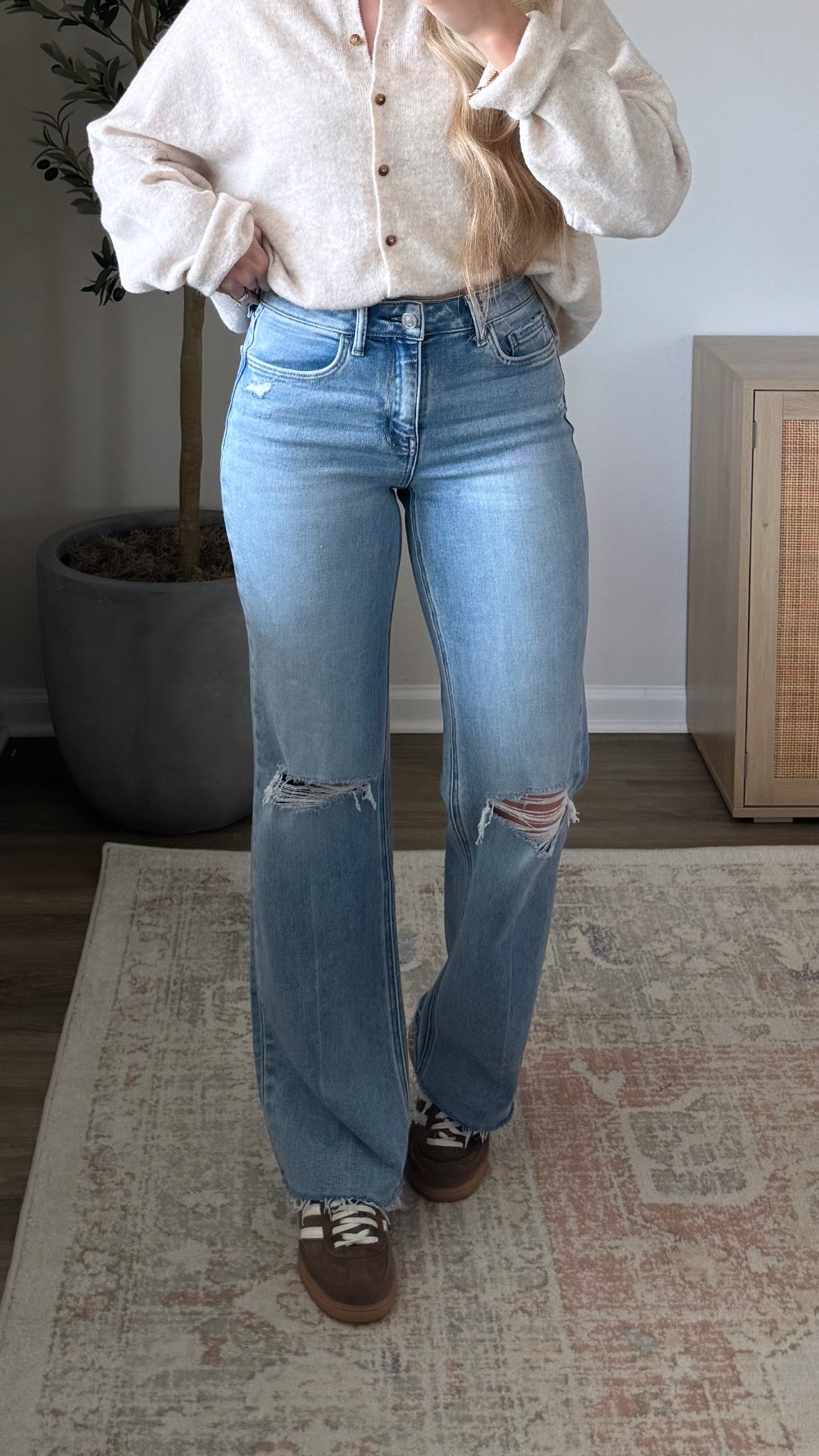 Callie Straight Leg Denim / Light Wash