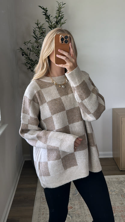 Checked Out Sweater / Beige