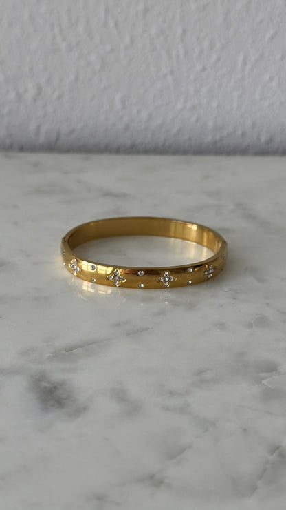 3 Styles / Clover Bracelets (Stack 2)