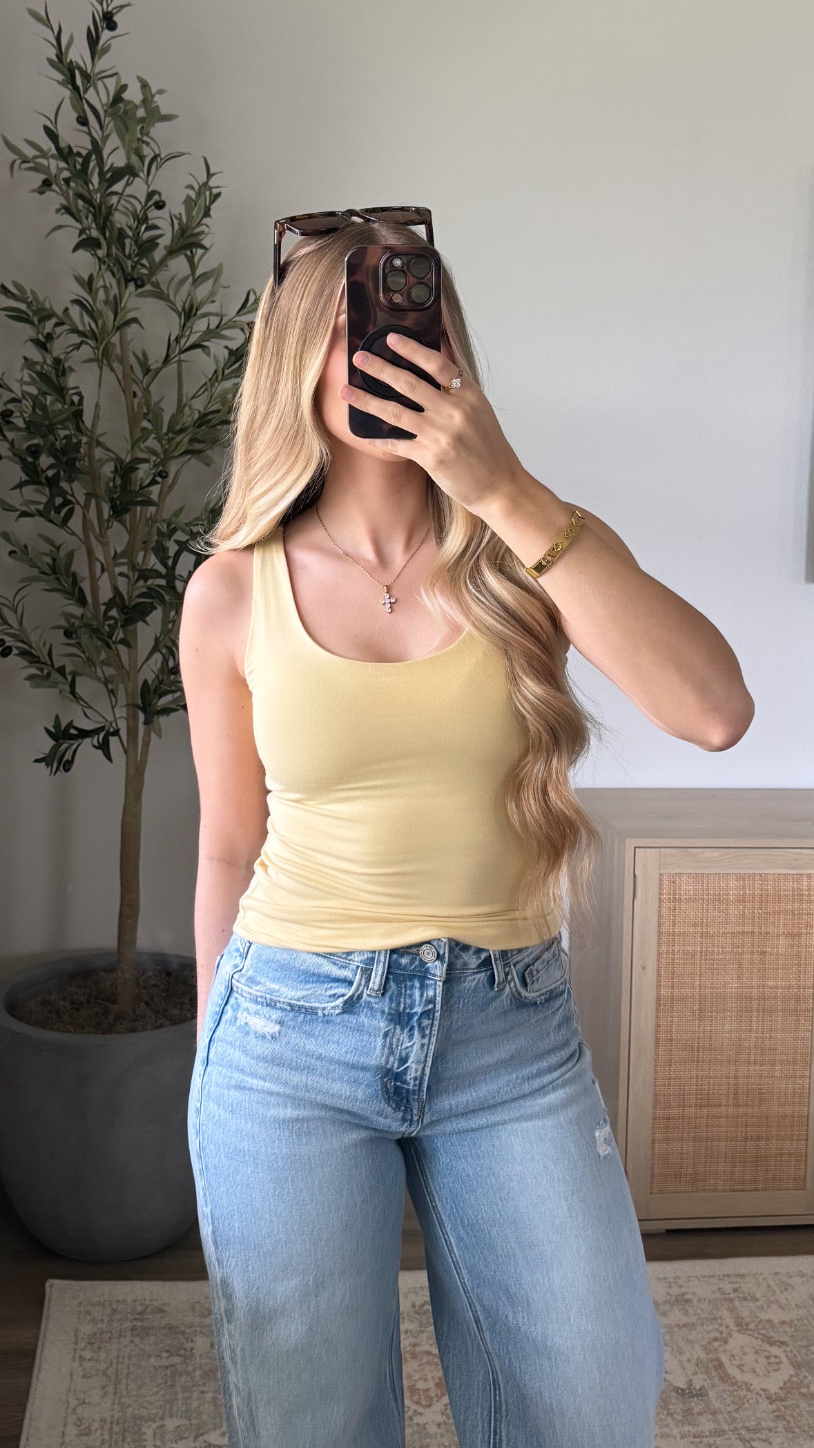 Basic Scoop Tank / Butter Yellow