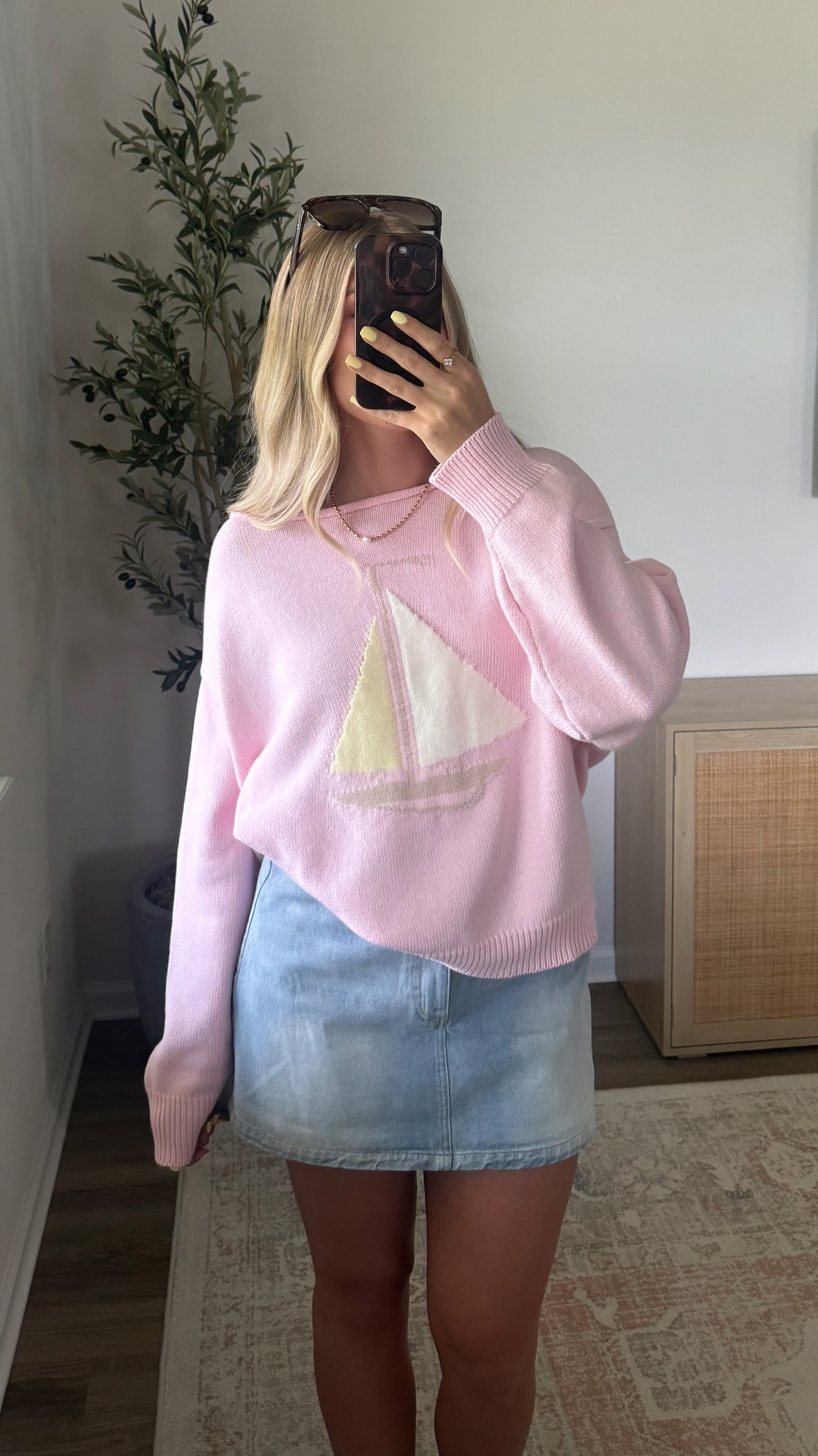 Sailboat Sweater / Light Pink