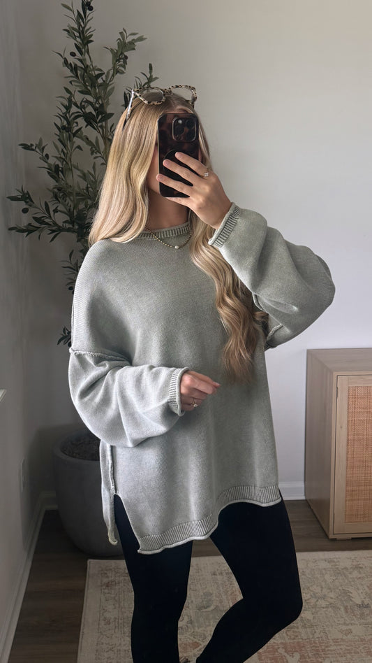 Ember Oversized Sweater / Light Olive