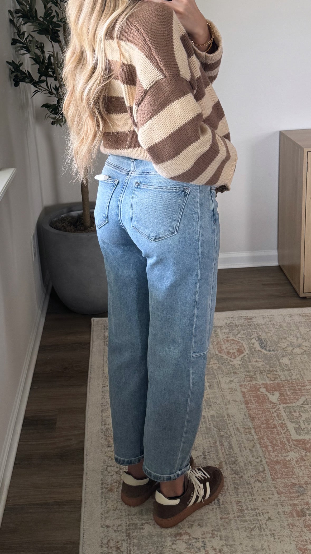 Reese Comfort Barrel Jeans