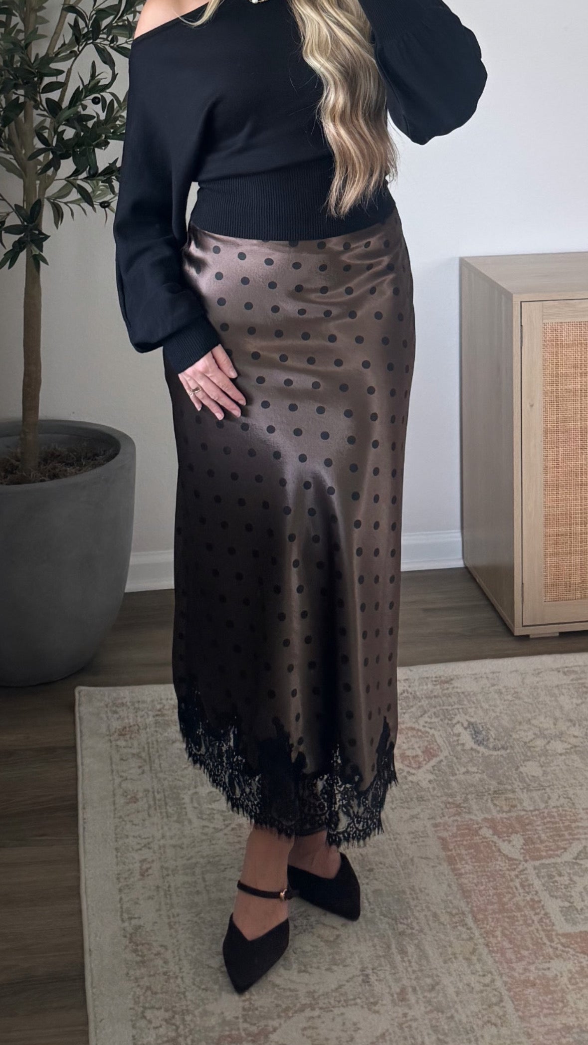 Satin Polka Dot Lace Skirt / Brown + Black